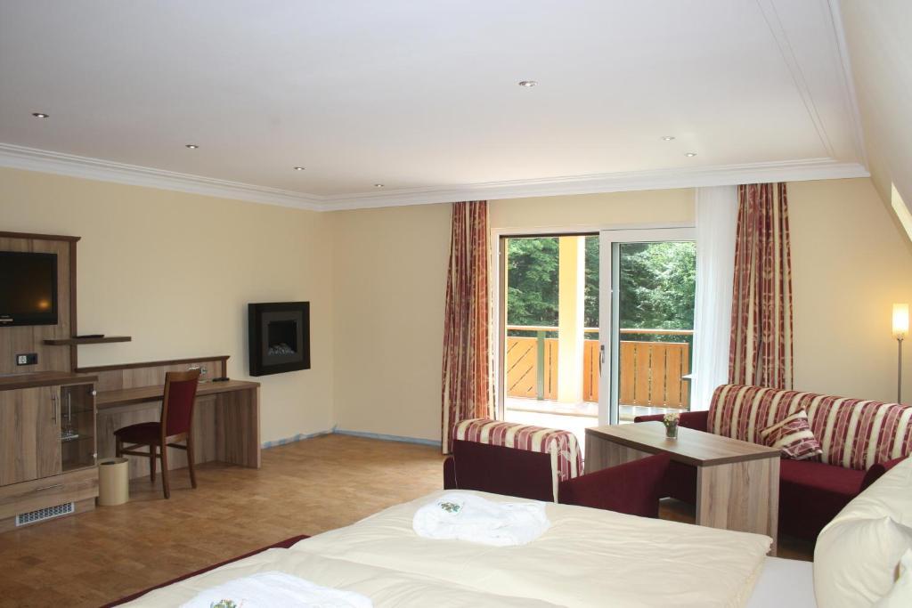 Wald-Hotel Heppe Dammbach Habitación foto