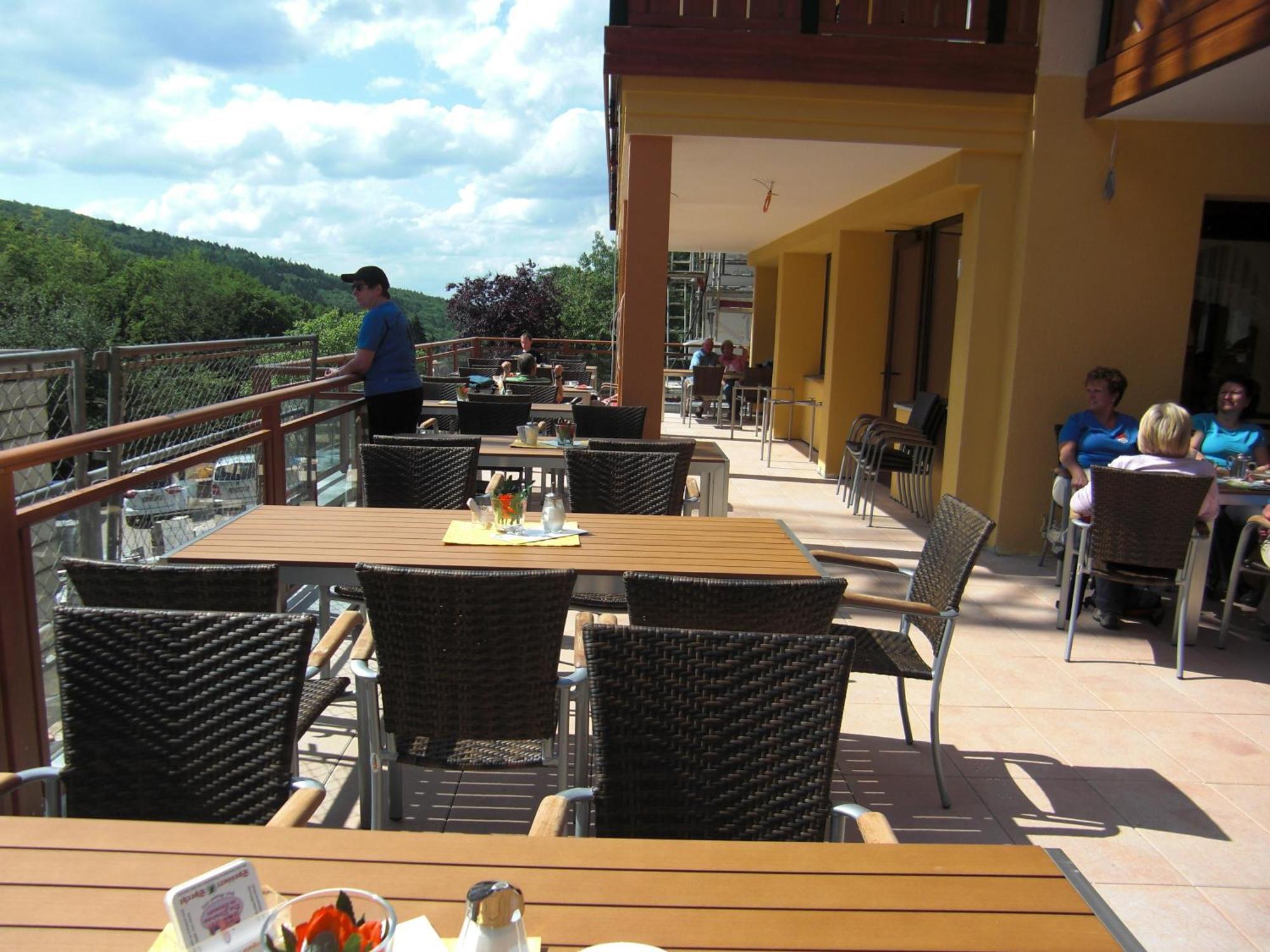 Wald-Hotel Heppe Dammbach Exterior foto