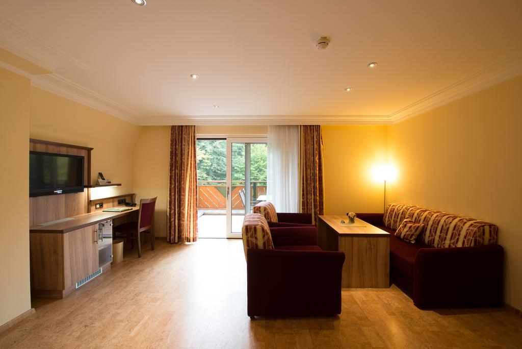 Wald-Hotel Heppe Dammbach Habitación foto