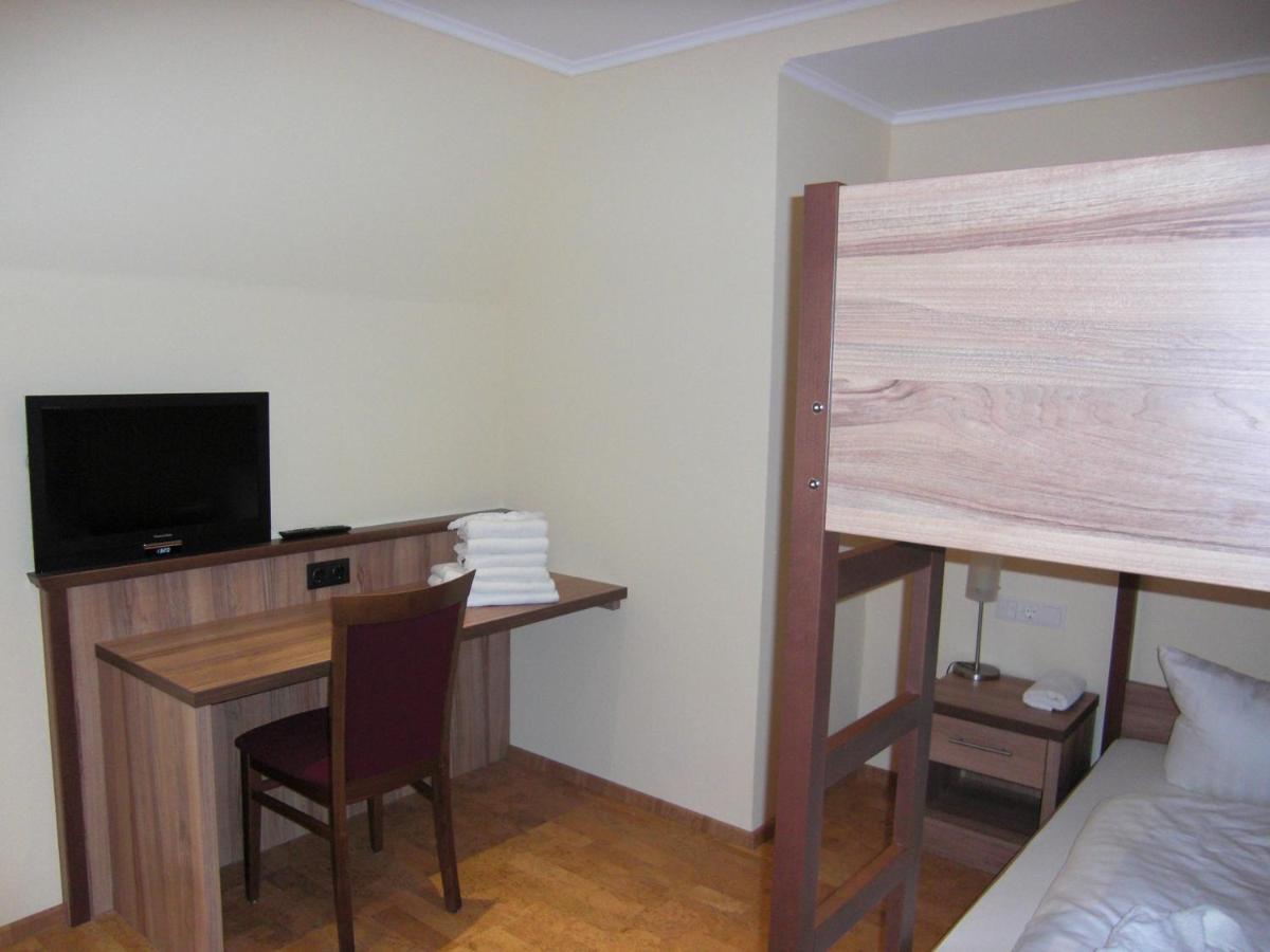 Wald-Hotel Heppe Dammbach Habitación foto
